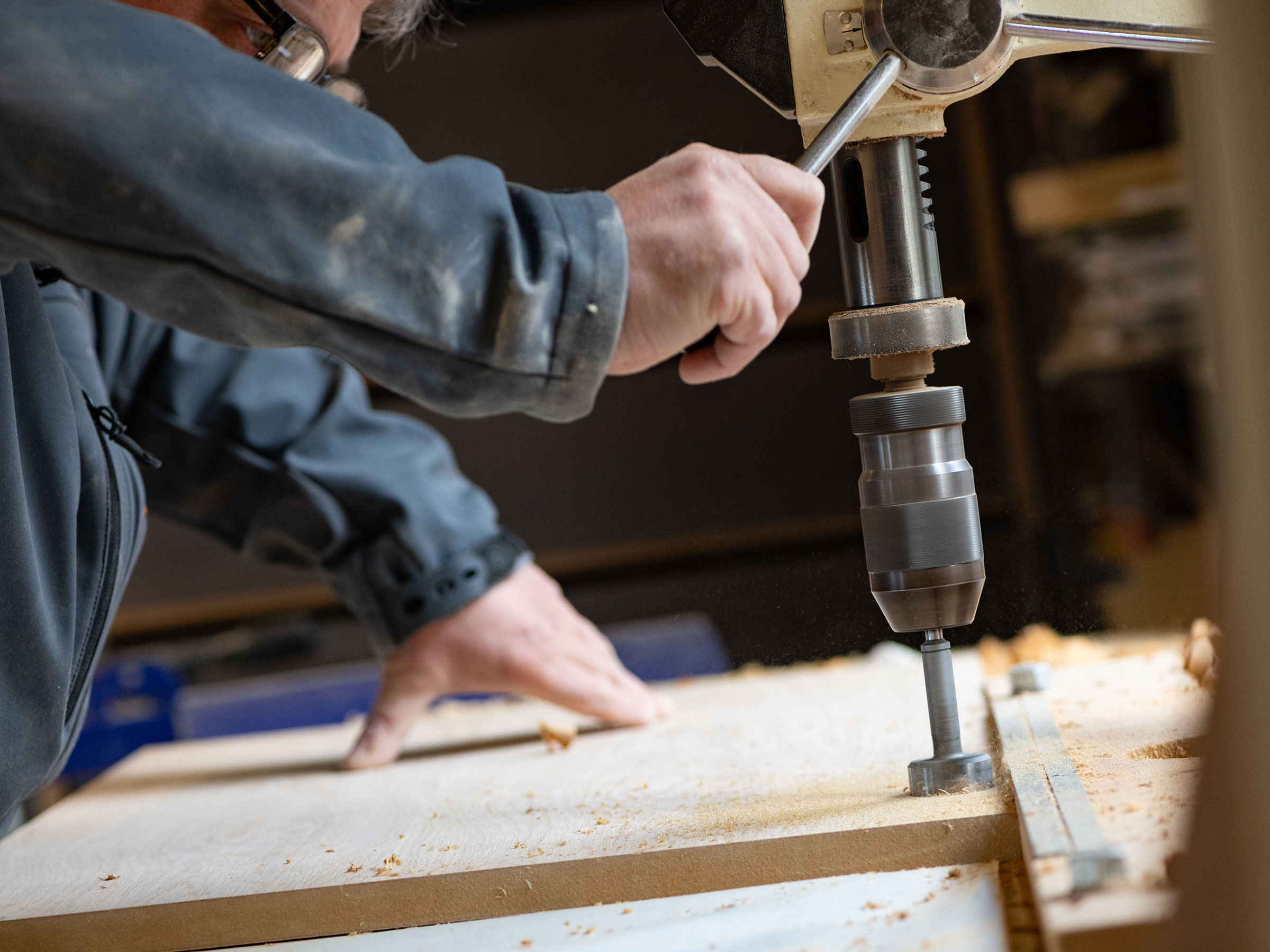 ARTLINE JOINERY Ltd. 25 years experience of bespoke joinery and carpentry.